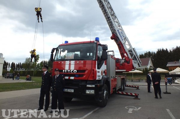 Vilniaus apskrities priešgaisrinės gelbėjimo valdybos aukštybininkų pasirodymas