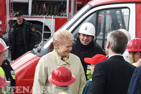 Lietuvos Respublikos Prezidentė Dalia Grybauskaitė bendrauja su visuomene
